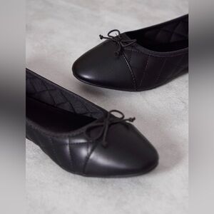 PRETTY LITTLE THING BLACK BOW QUILTED BALLET PUMPS SIZE 7 *NEW*